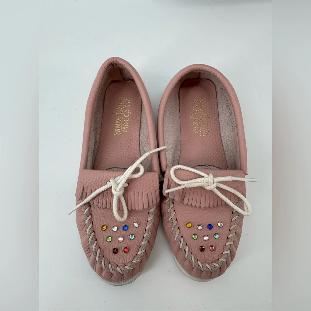 Minnetonka Pink Leather Rhinestones Moccasins Size 3
